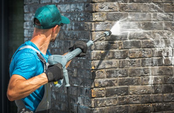 Commercial Building Washing in Mandeville