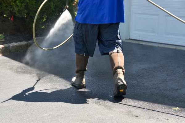 Asphalt Driveway Cleaning in Mandeville