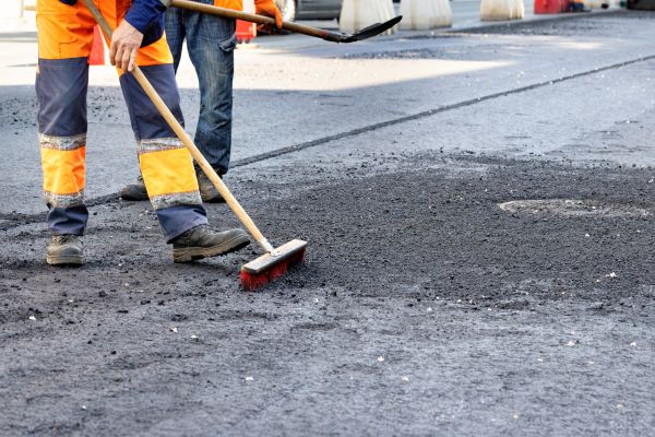 Asphalt Dirt Removal in Mandeville